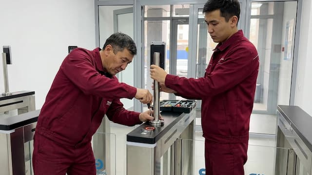 Монтаж системы контроля и управления доступом